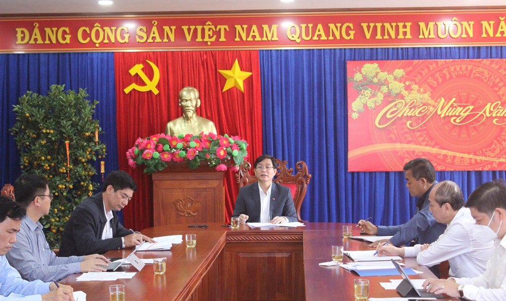 Bí thư Tỉnh ủy yêu cầu bắt tay vào làm việc nghiêm túc ngay từ ngày đầu năm mới